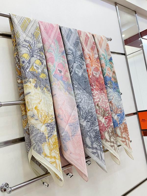 Hermes 140X140cm 70%羊绒30%真丝 E01